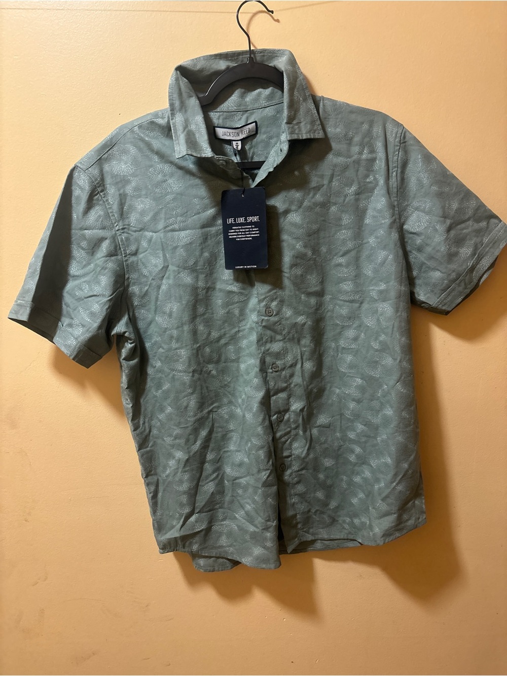 Casual Short-Sleeve Button-Down Shirt in Sage Green by Jackson Reed